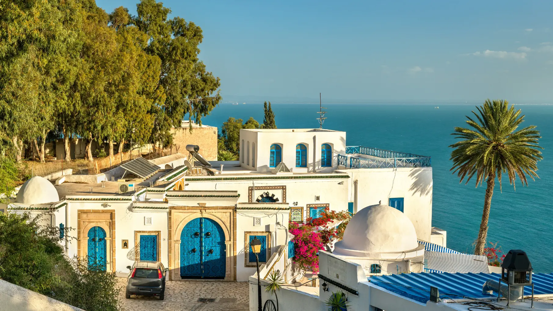 Location voiture à Tunis - médina, souks et Sidi Bou Said